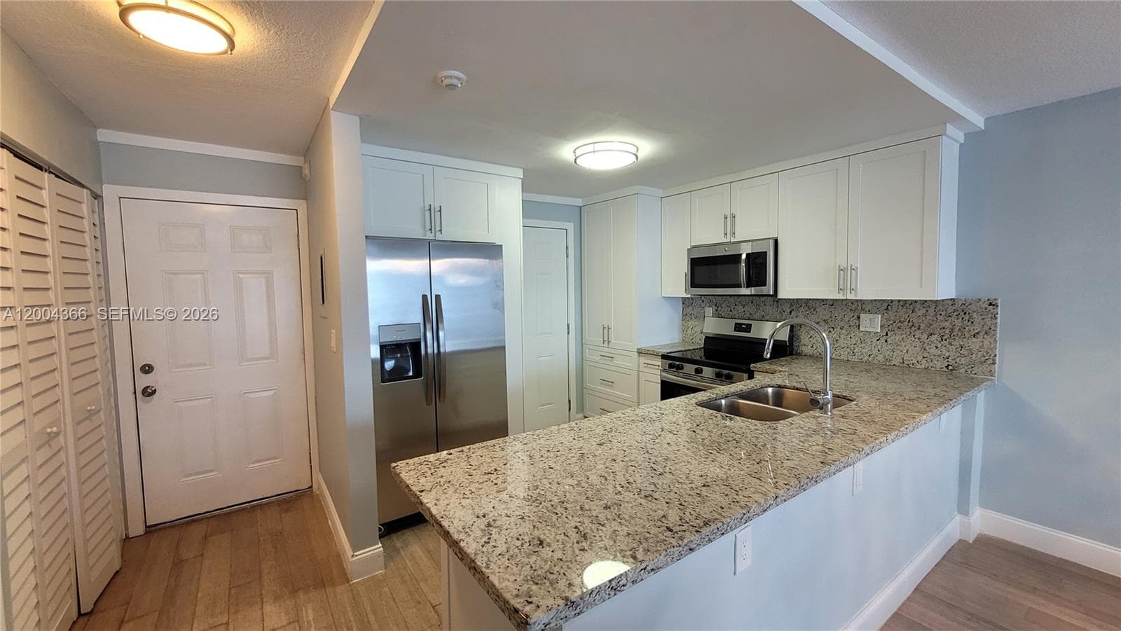 3600 170th St 302 photo 3