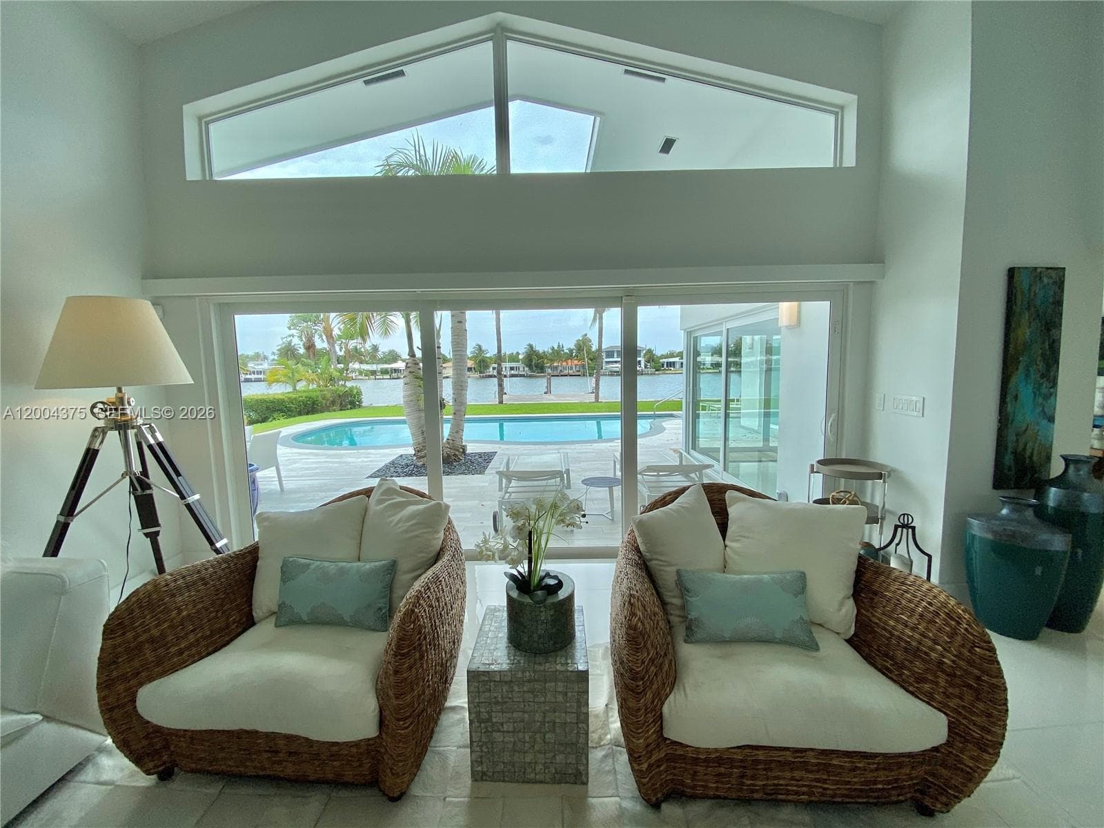 265 Shore Dr photo 9