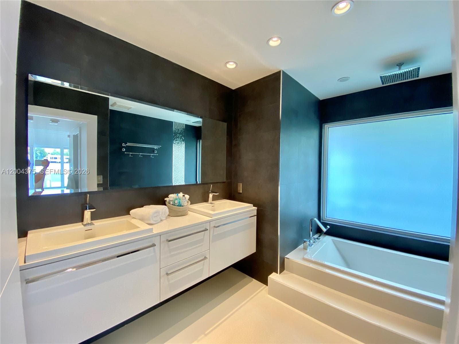 265 Shore Dr photo 15