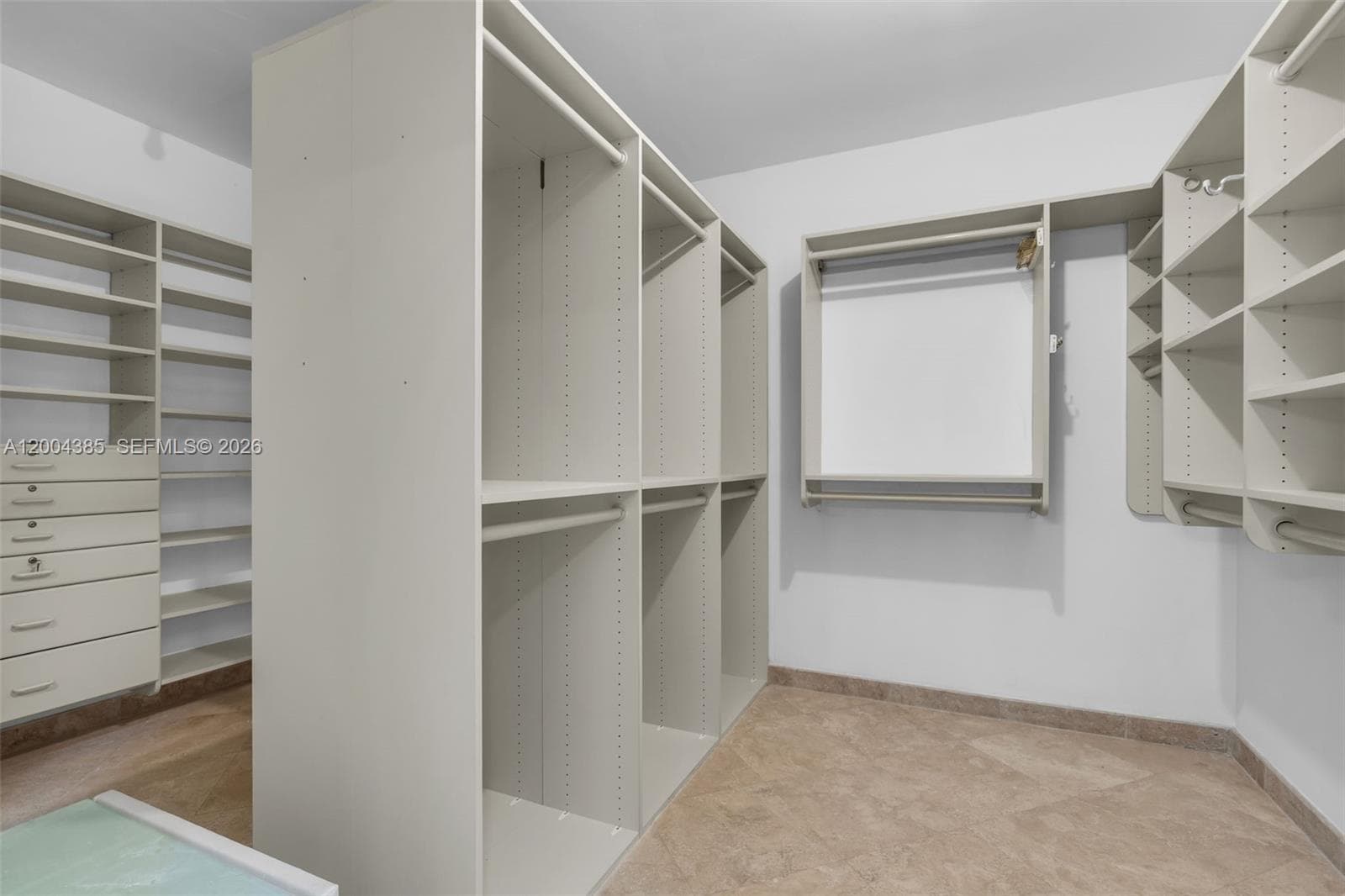 21150 Point Pl 904 photo 20