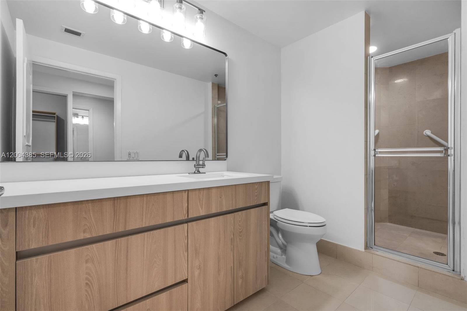 21150 Point Pl 904 photo 21