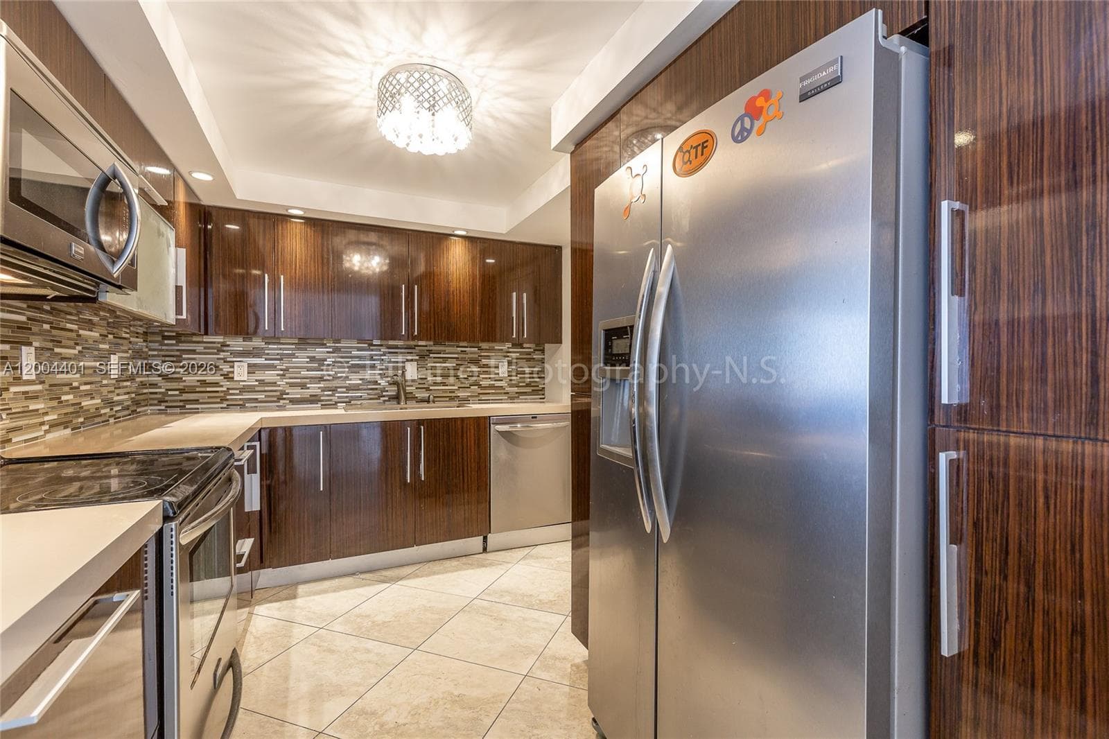 6039 Collins Ave 1415 photo 7