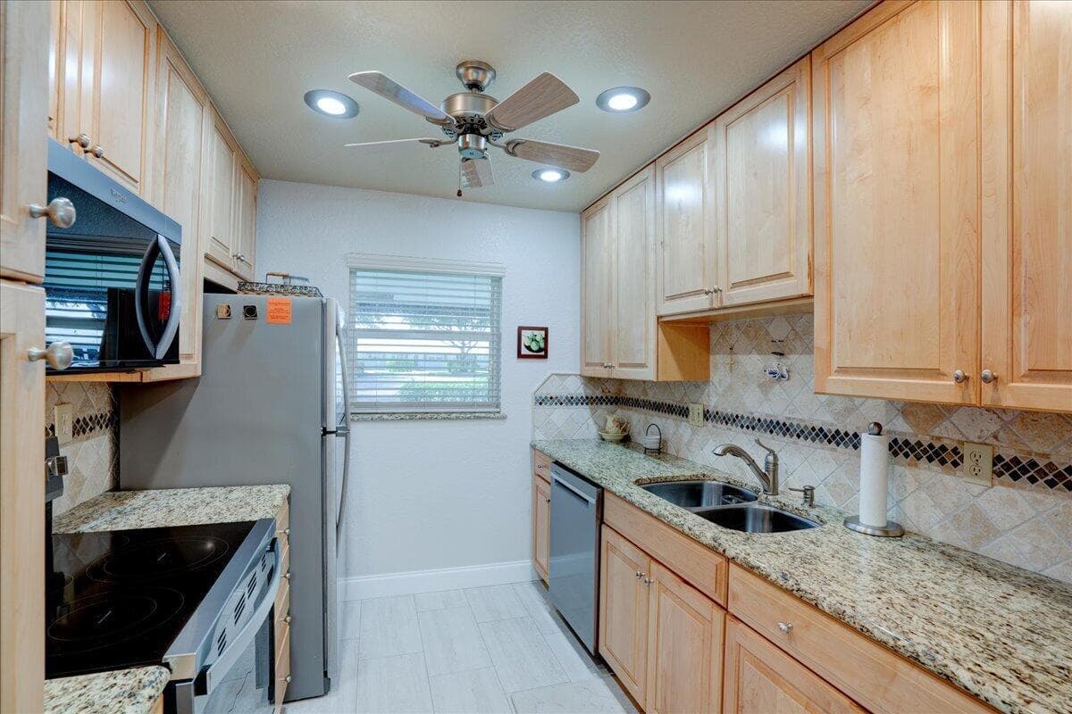 100 Leisure Lake Circle 109 photo 9