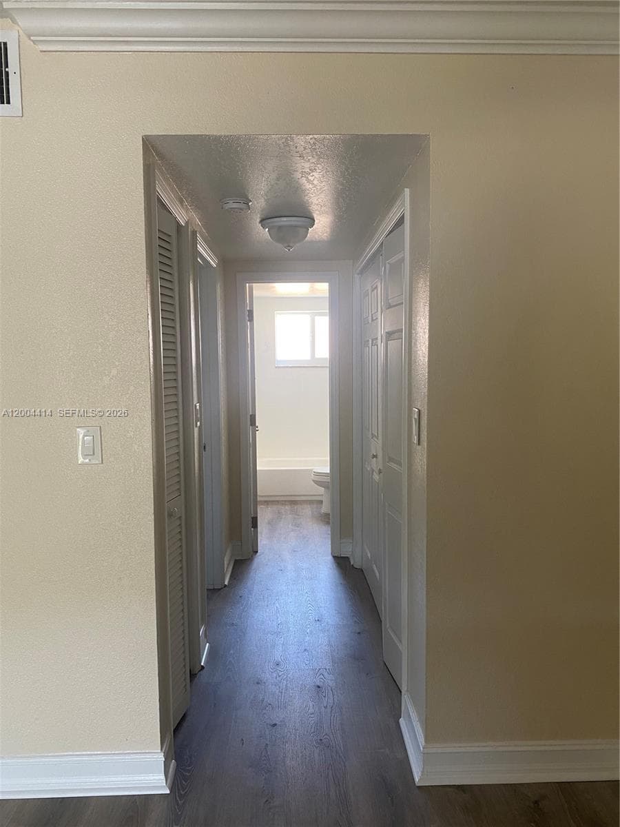 1400 56th St 111 photo 6