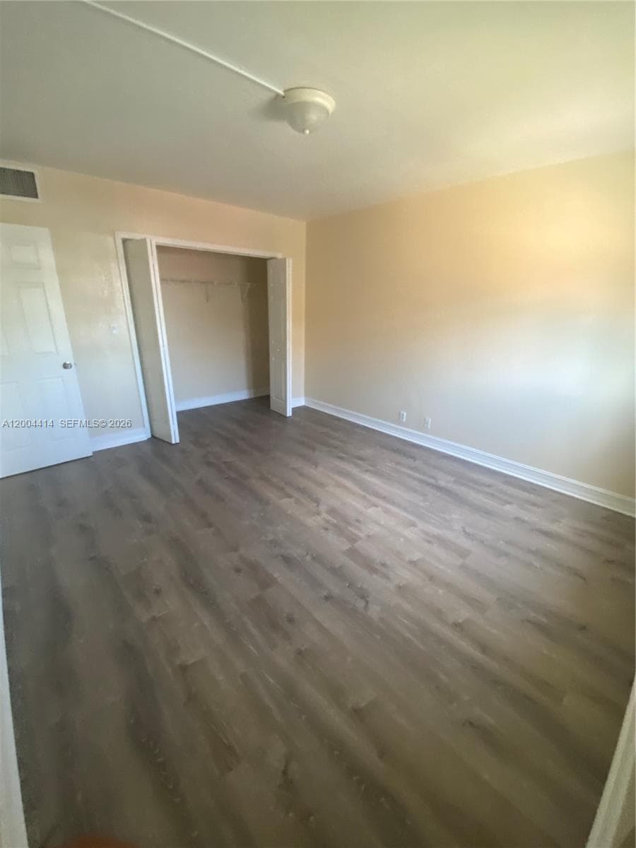 1400 56th St 111 photo 7