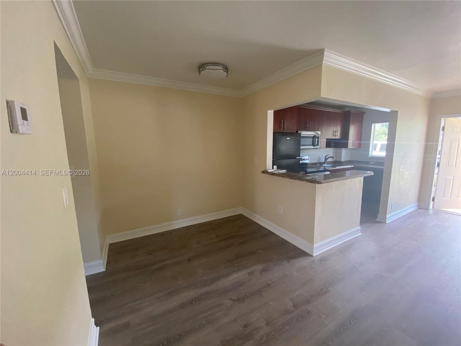 1400 56th St 111 photo 1