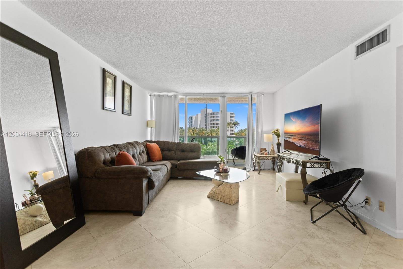 100 Bayview Dr 307 photo 7