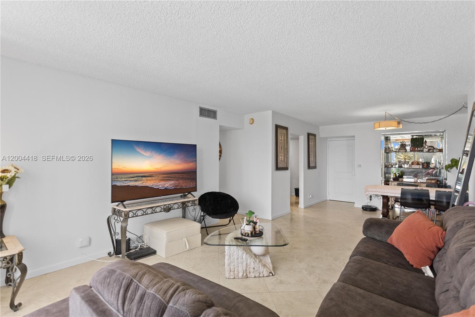 100 Bayview Dr 307 photo 9