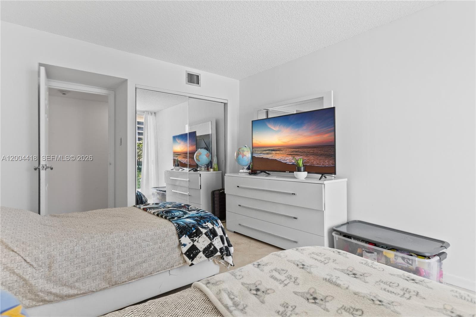 100 Bayview Dr 307 photo 21