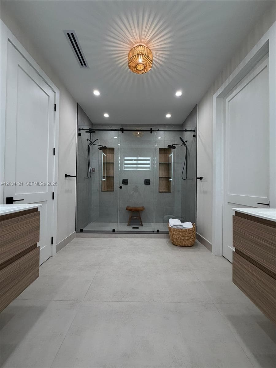 139 Tequesta St photo 23