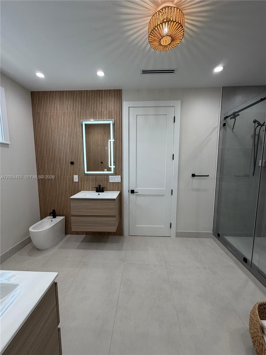 139 Tequesta St photo 22