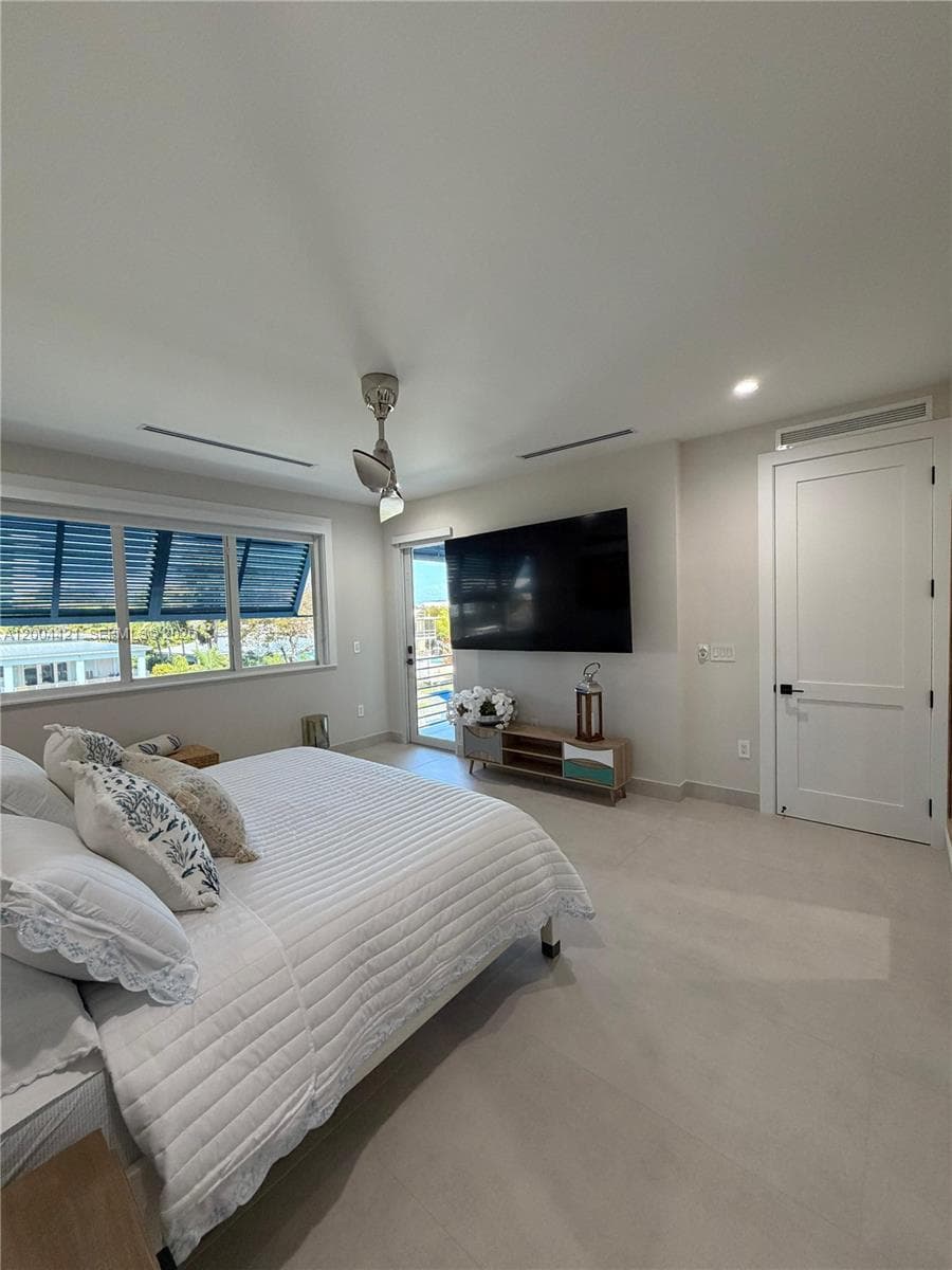 139 Tequesta St photo 20