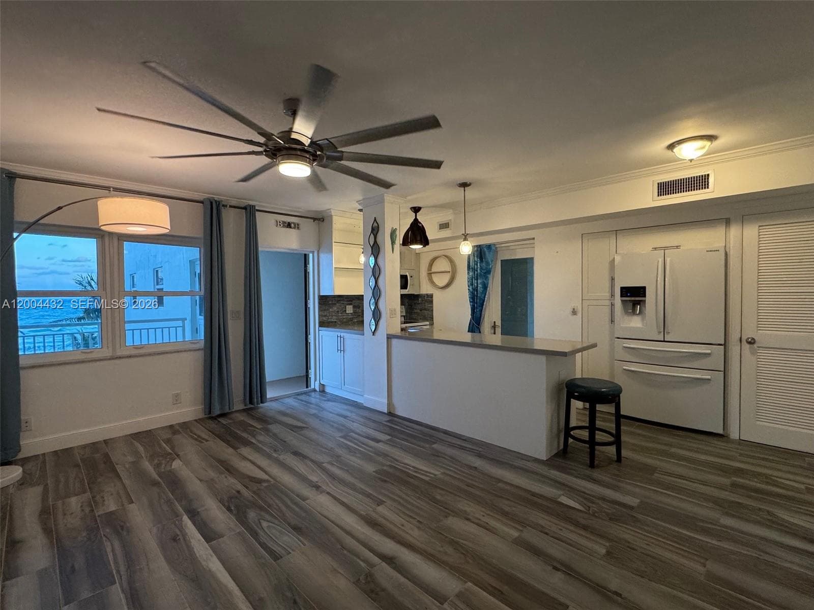 901 Surf Rd 407 photo 6