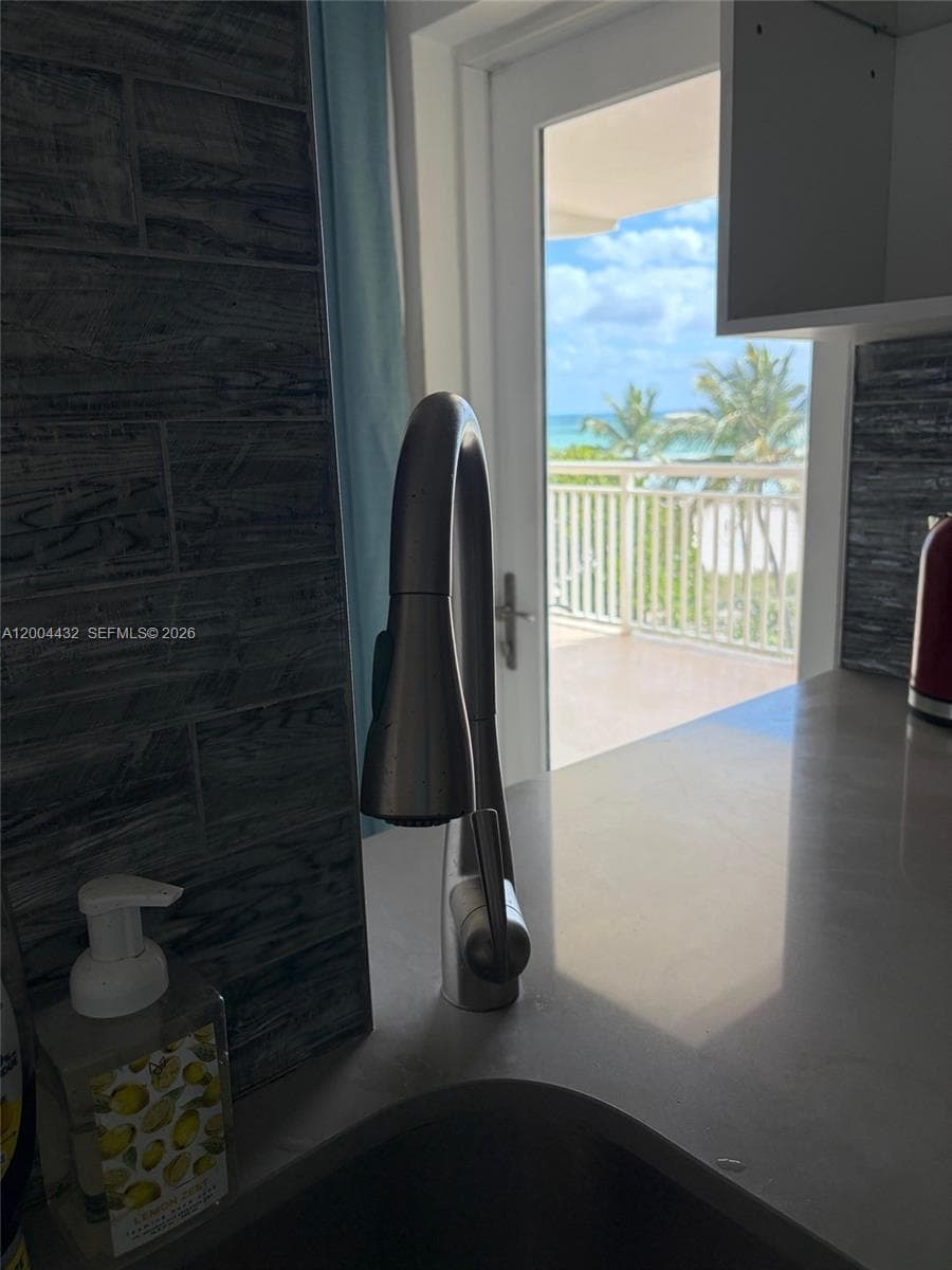 901 Surf Rd 407 photo 20