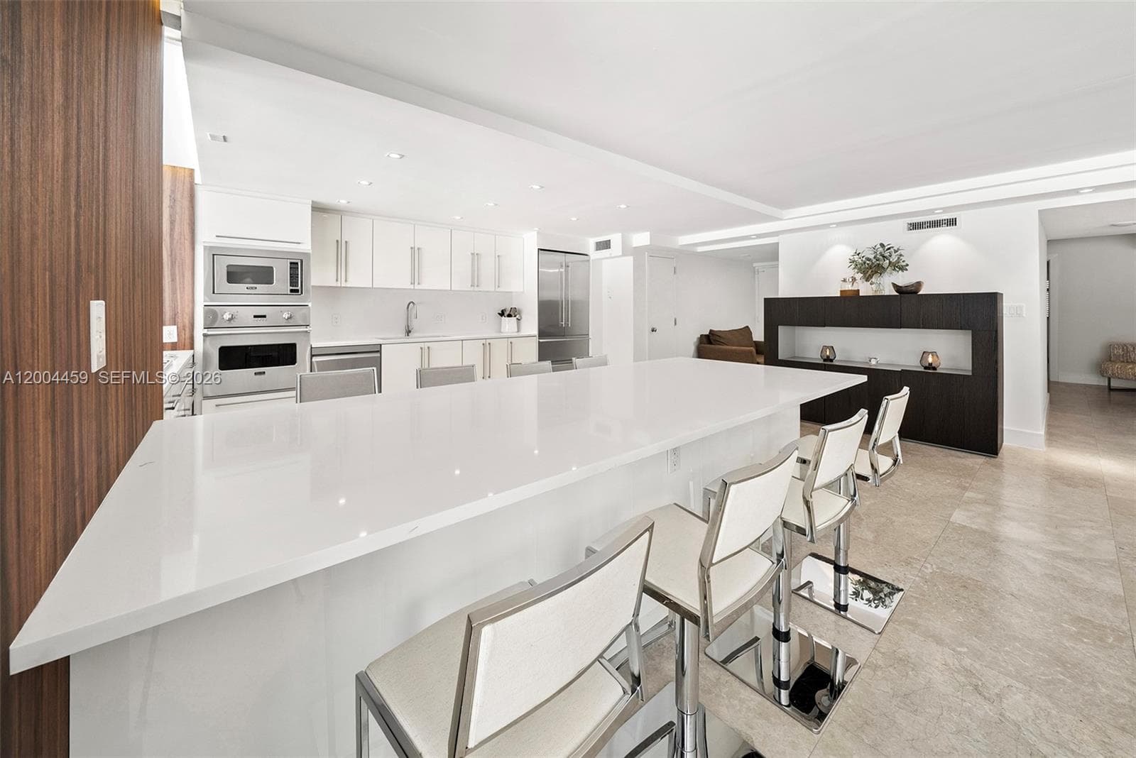 600 Grapetree Dr 3BS photo 17