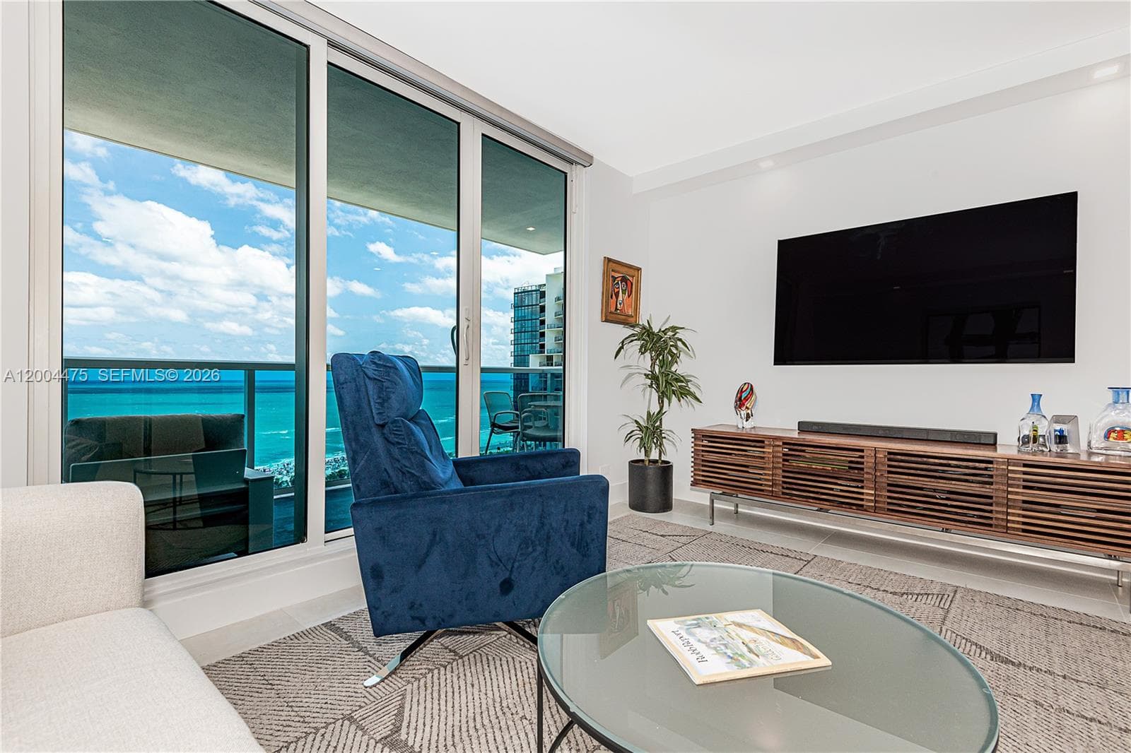 2301 Collins Ave 1440 photo 6