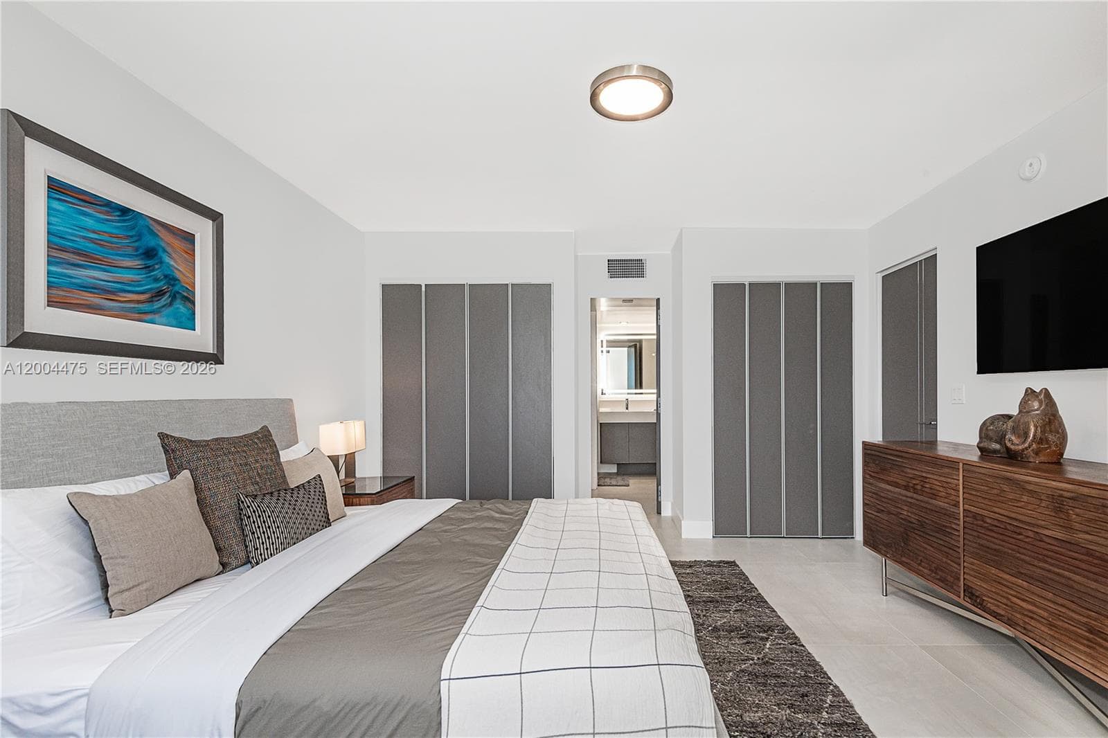 2301 Collins Ave 1440 photo 17