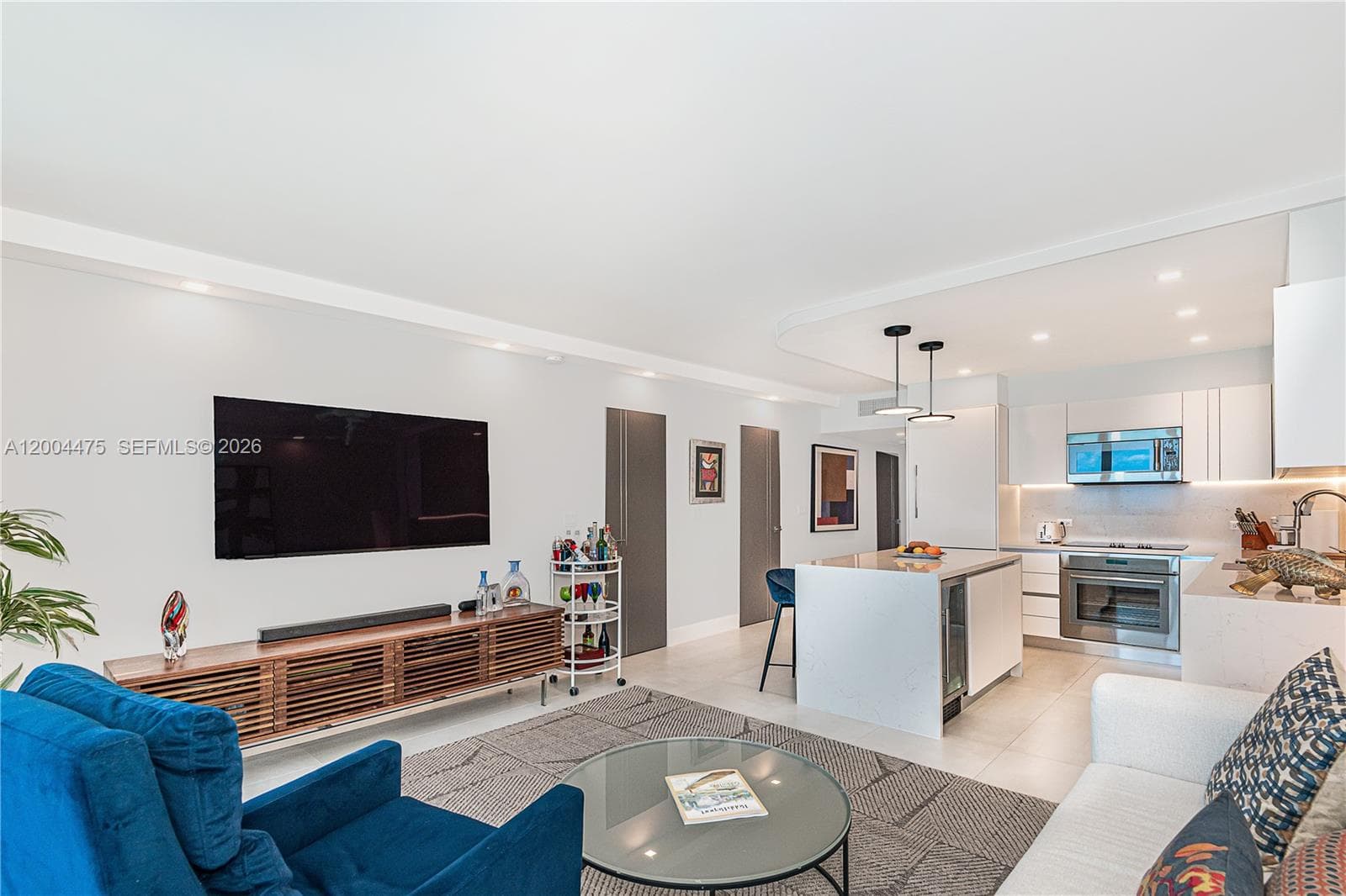 2301 Collins Ave 1440 photo 7