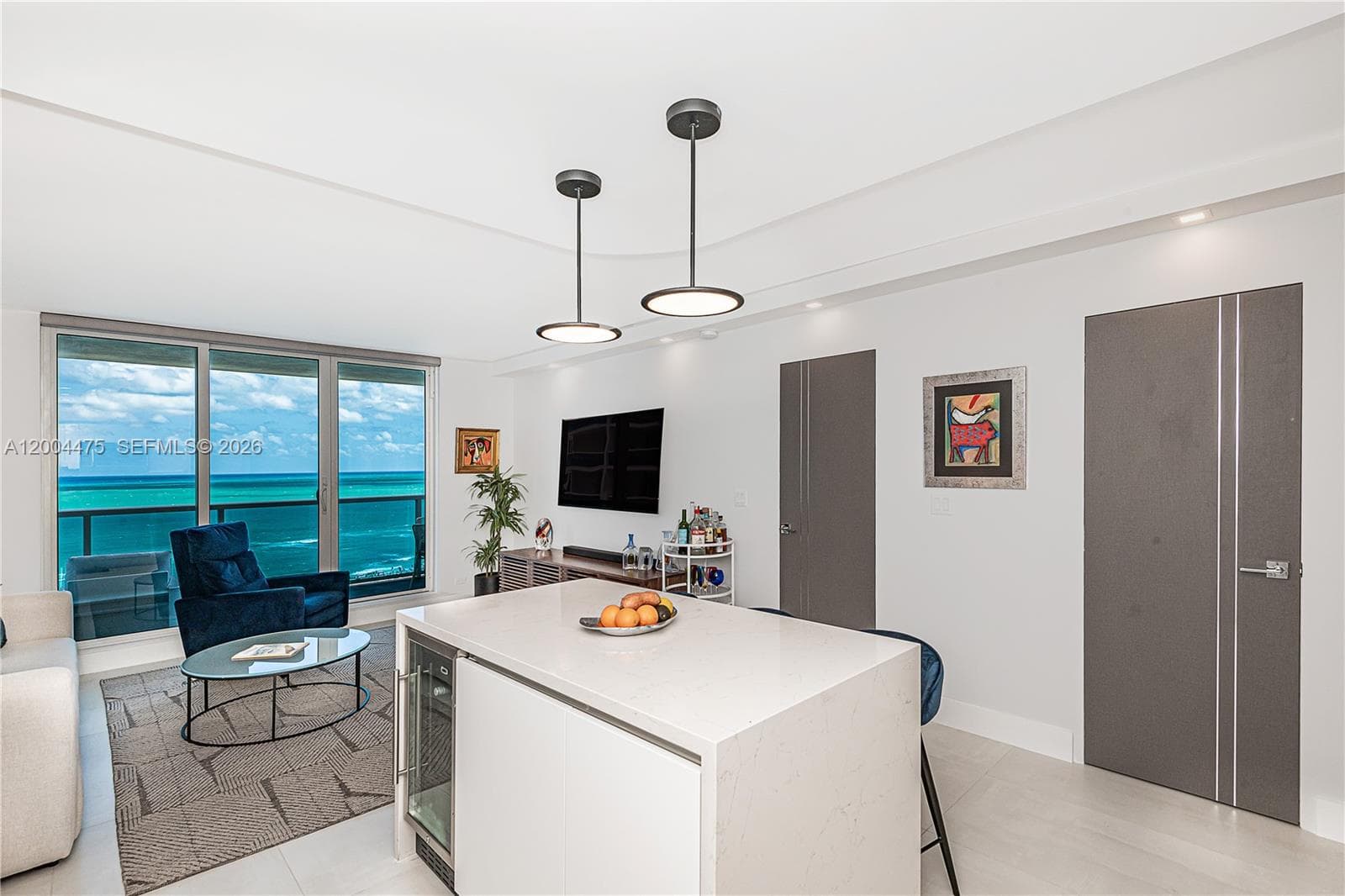 2301 Collins Ave 1440 photo 3