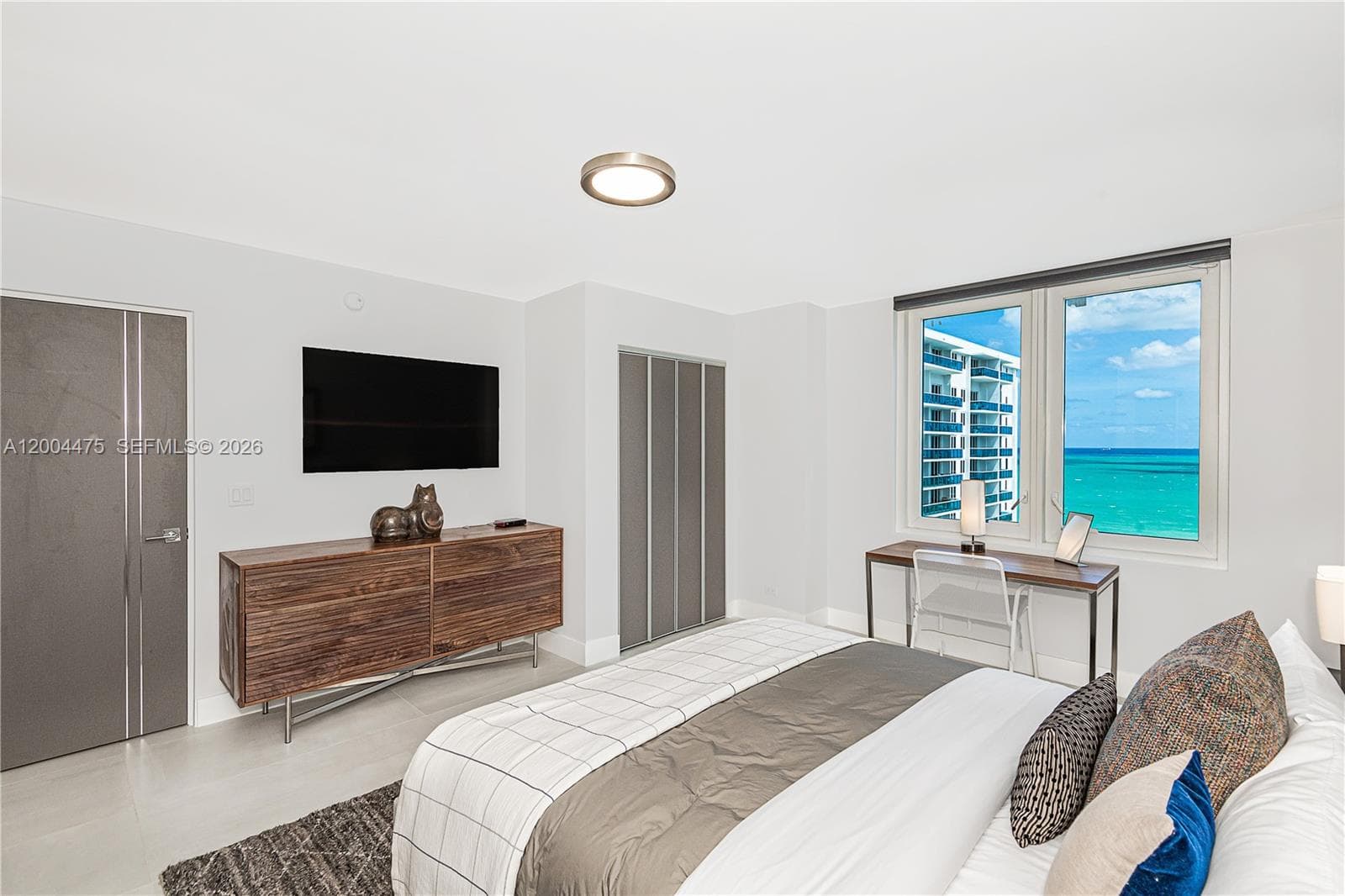 2301 Collins Ave 1440 photo 15