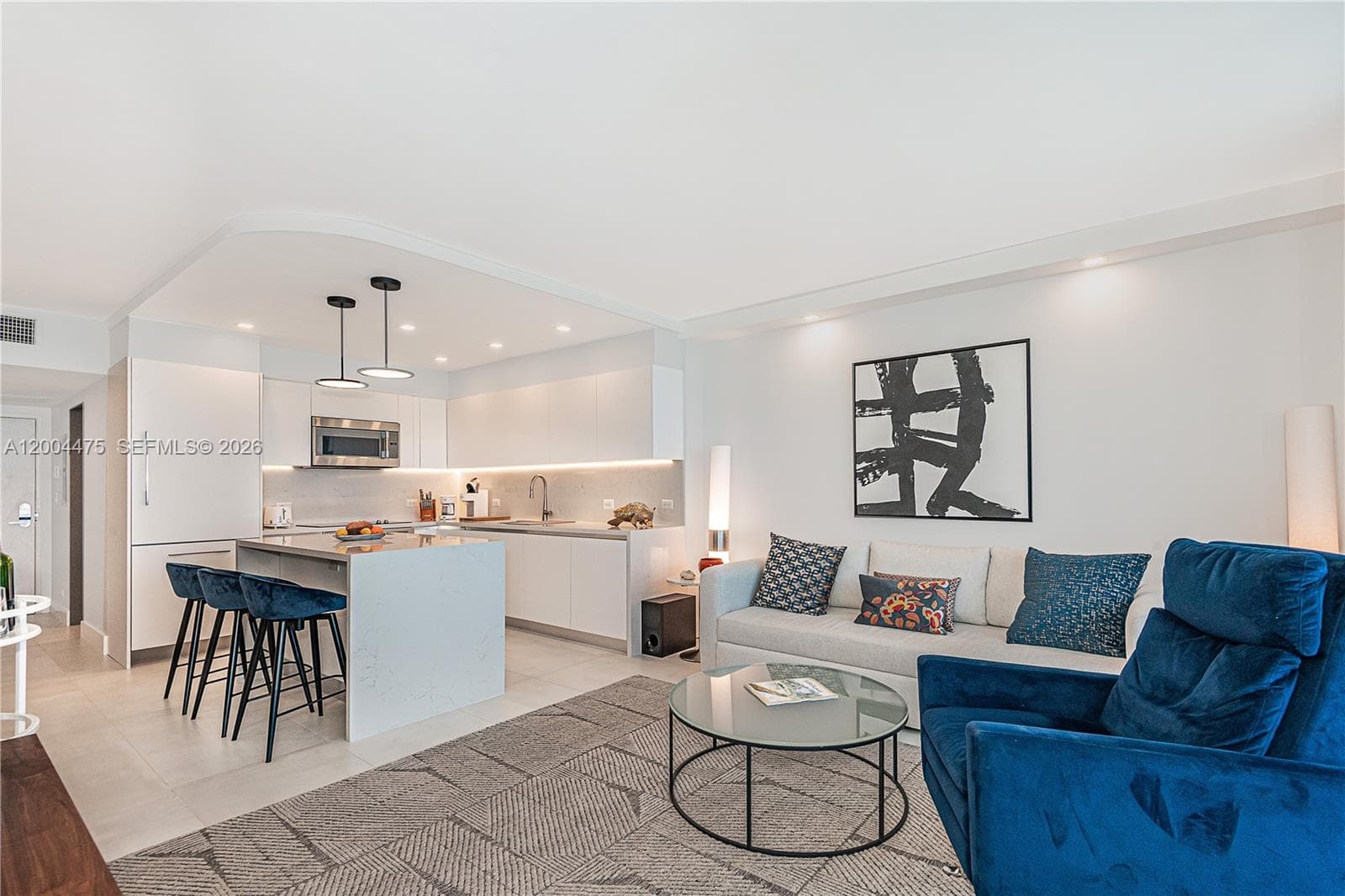 2301 Collins Ave 1440 photo 8