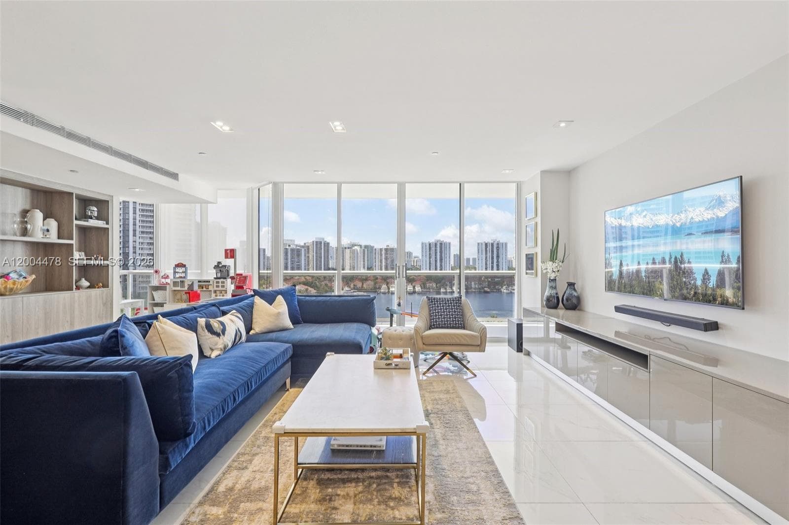 3640 Yacht Club Dr 1007 photo 6