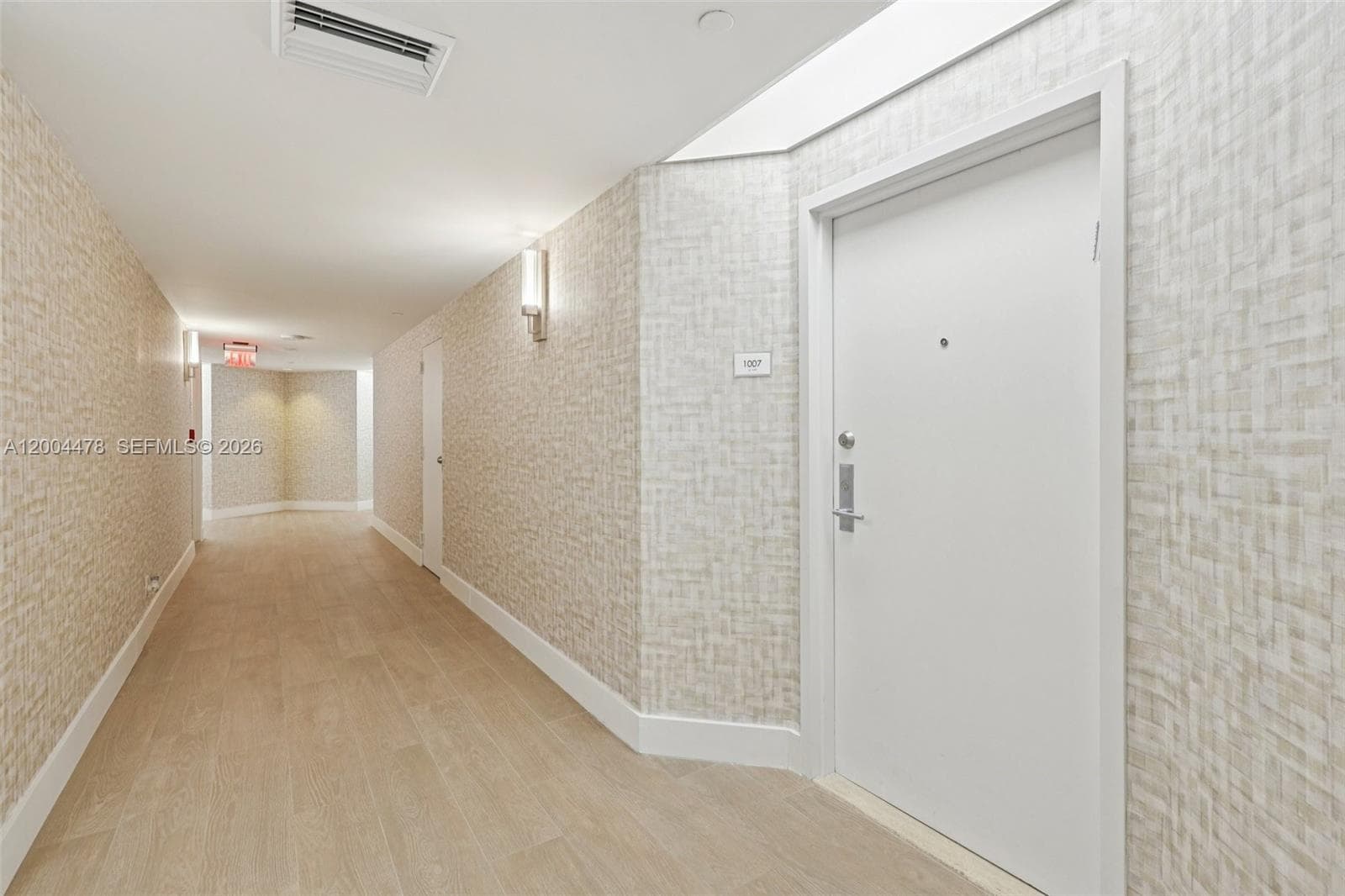 3640 Yacht Club Dr 1007 photo 3