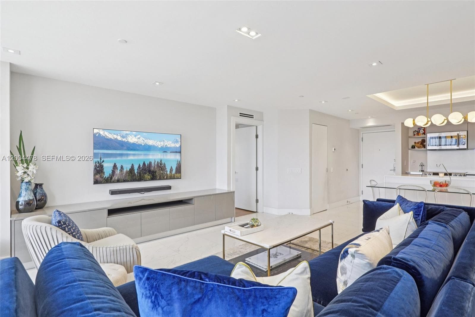 3640 Yacht Club Dr 1007 photo 9