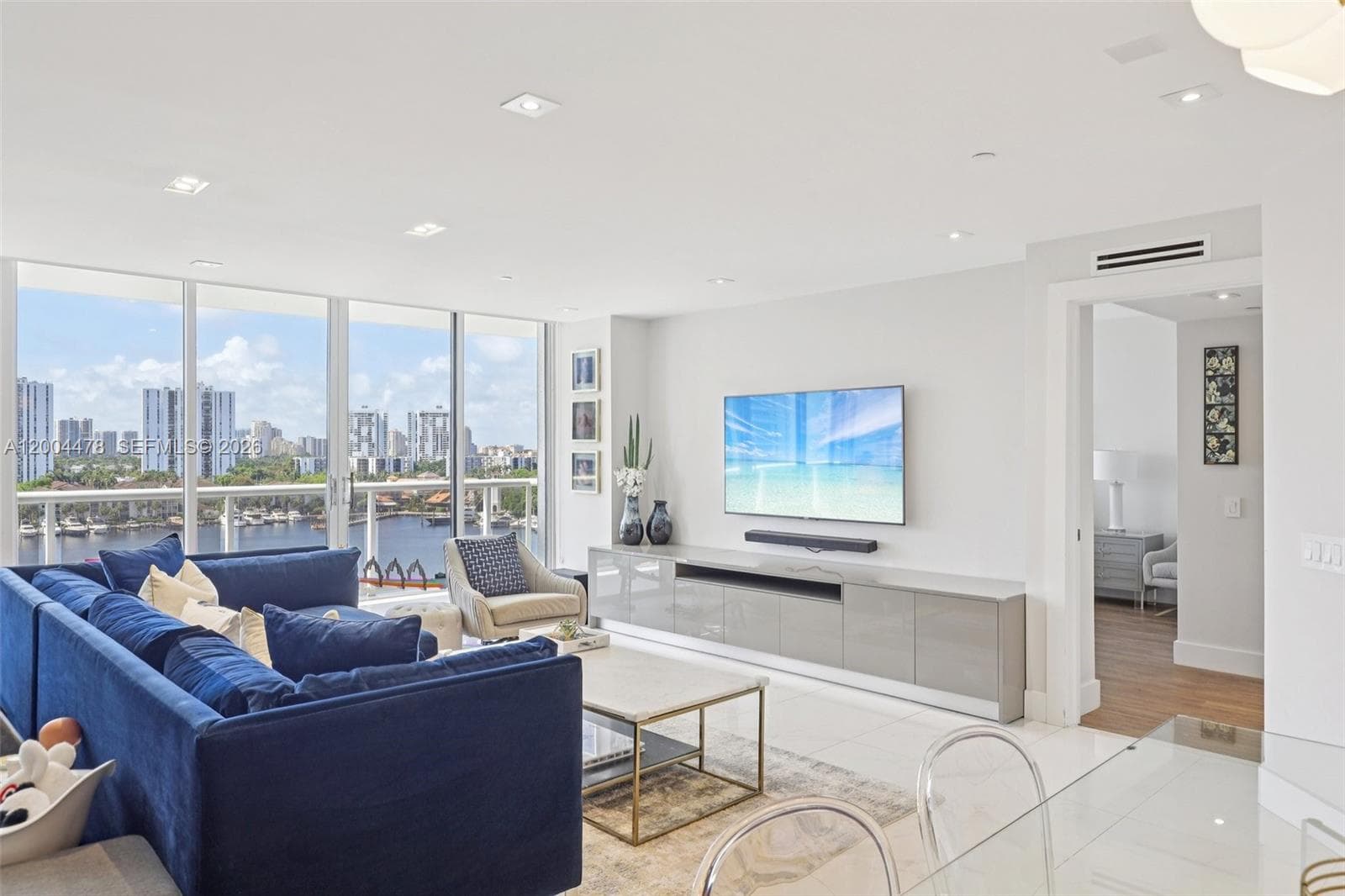 3640 Yacht Club Dr 1007 photo 10