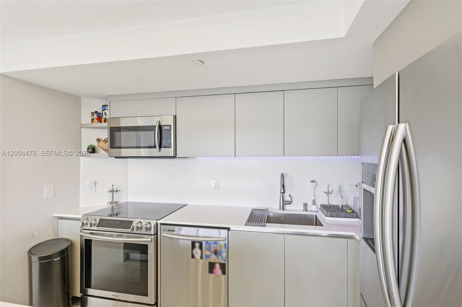 3640 Yacht Club Dr 1007 photo 18