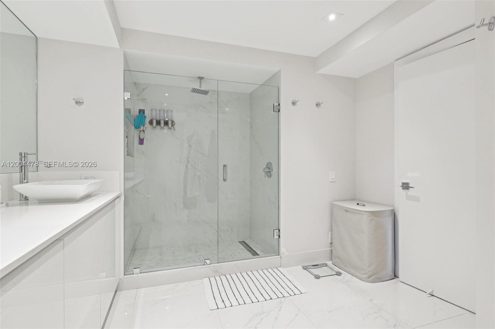 3640 Yacht Club Dr 1007 photo 21