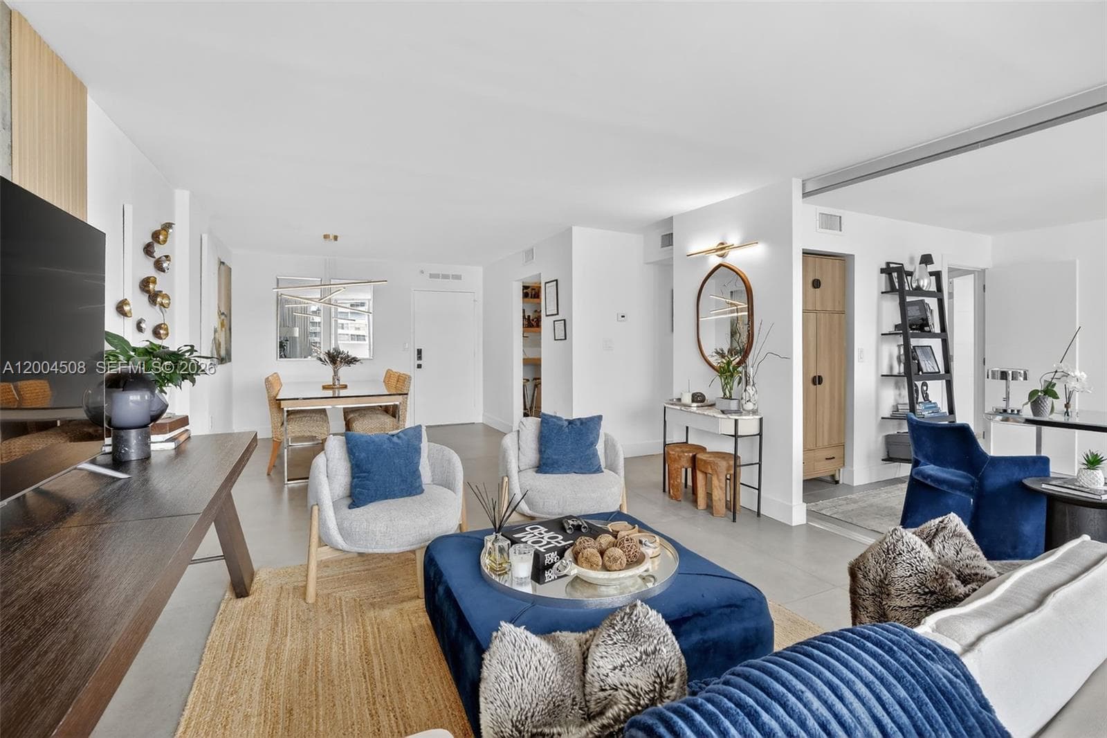 2780 183rd ST 1714 photo 15