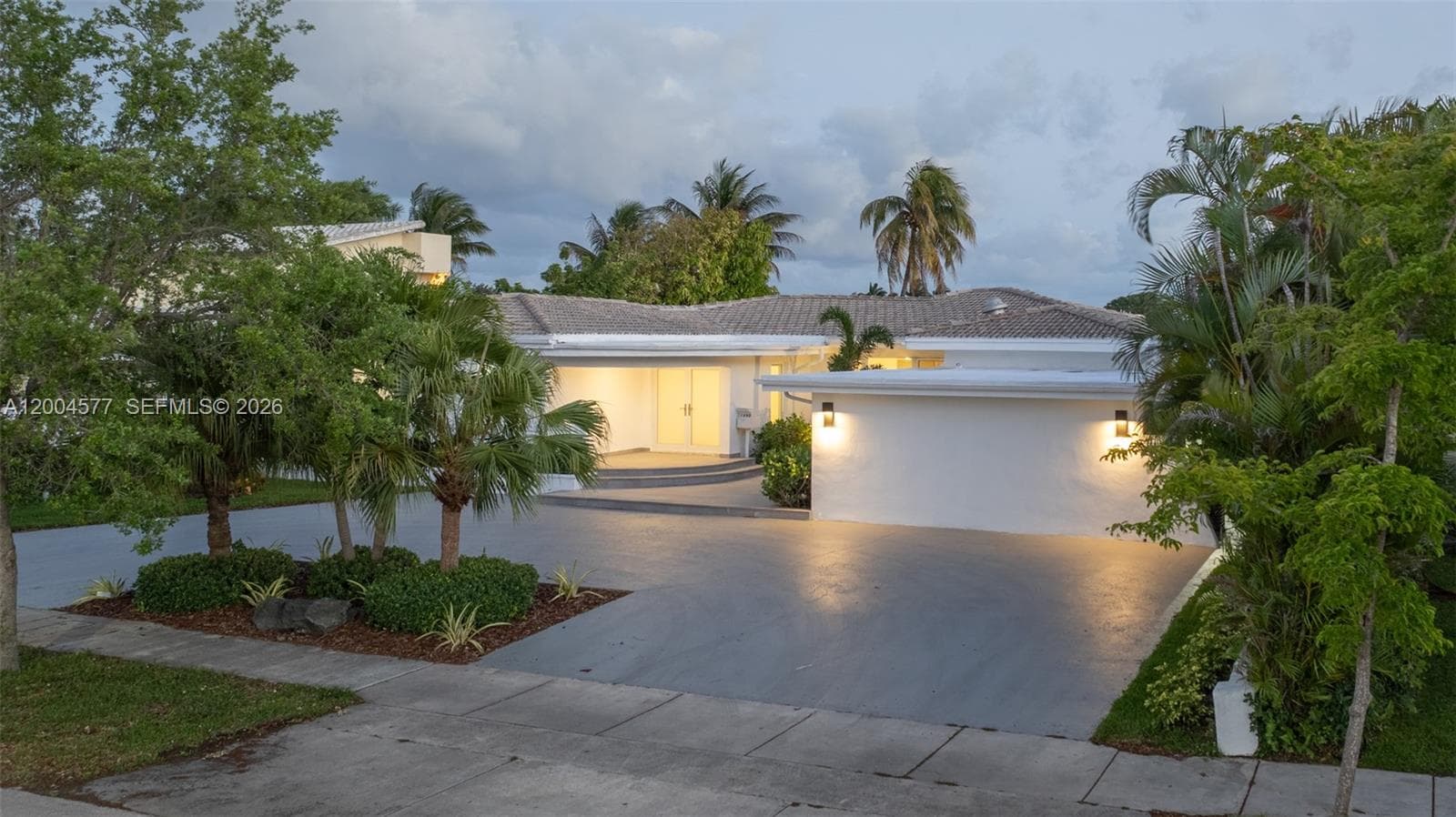 1690 Daytonia Rd photo 14