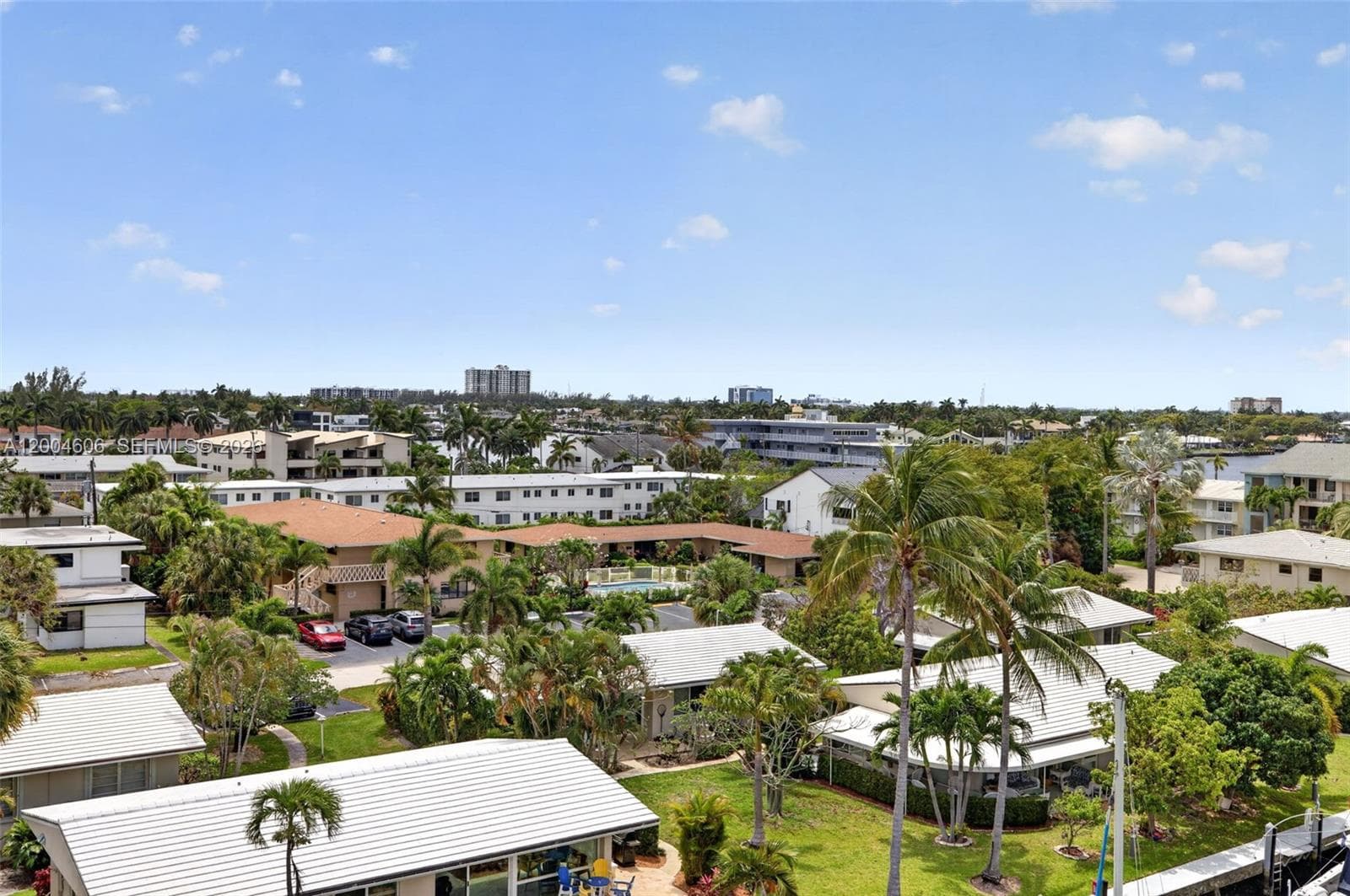 3210 10th St 6B photo 25