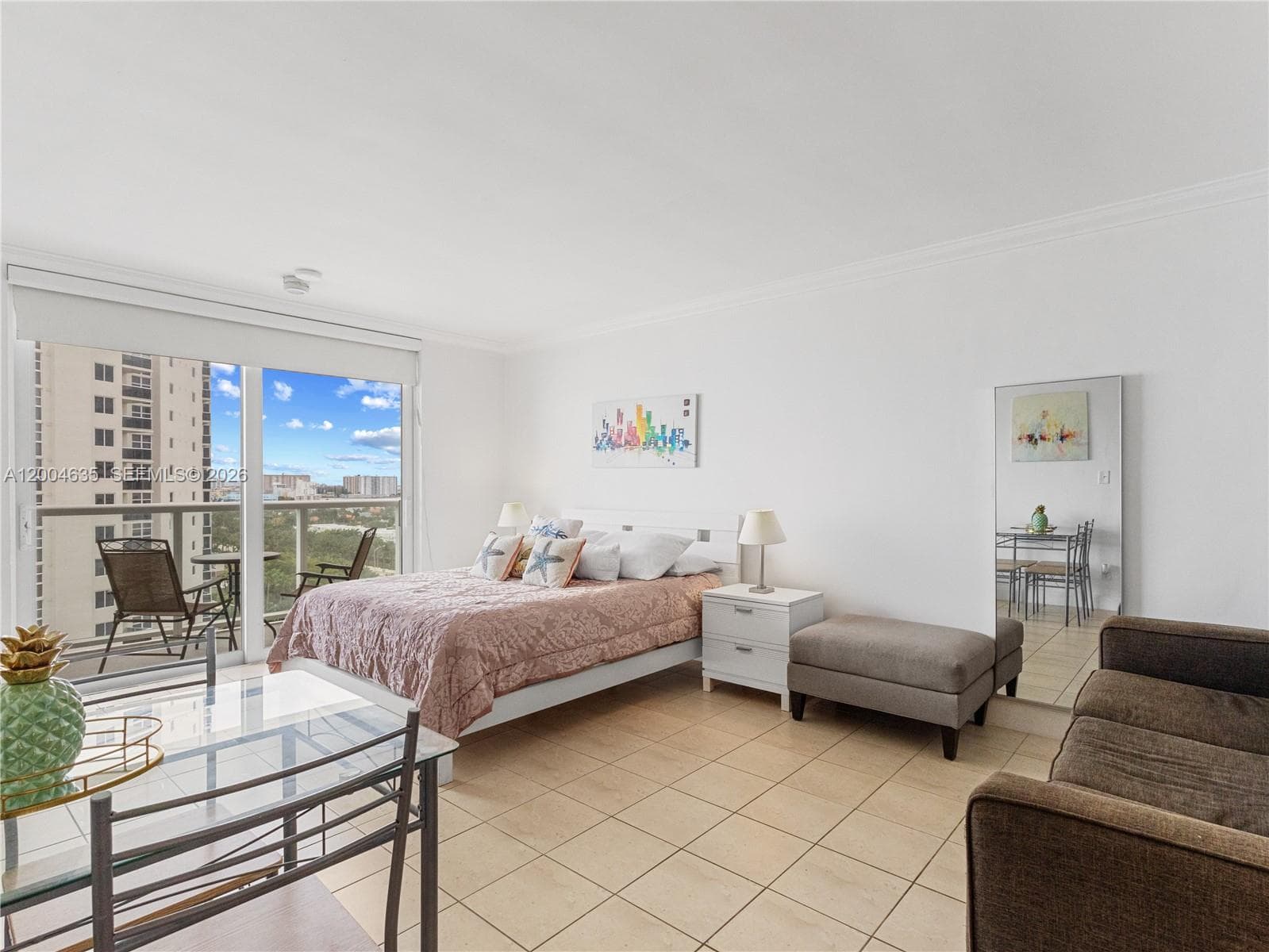 19201 Collins Ave 1109 photo 9