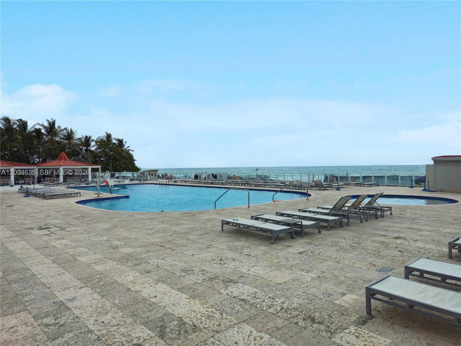 19201 Collins Ave 1109 photo 15