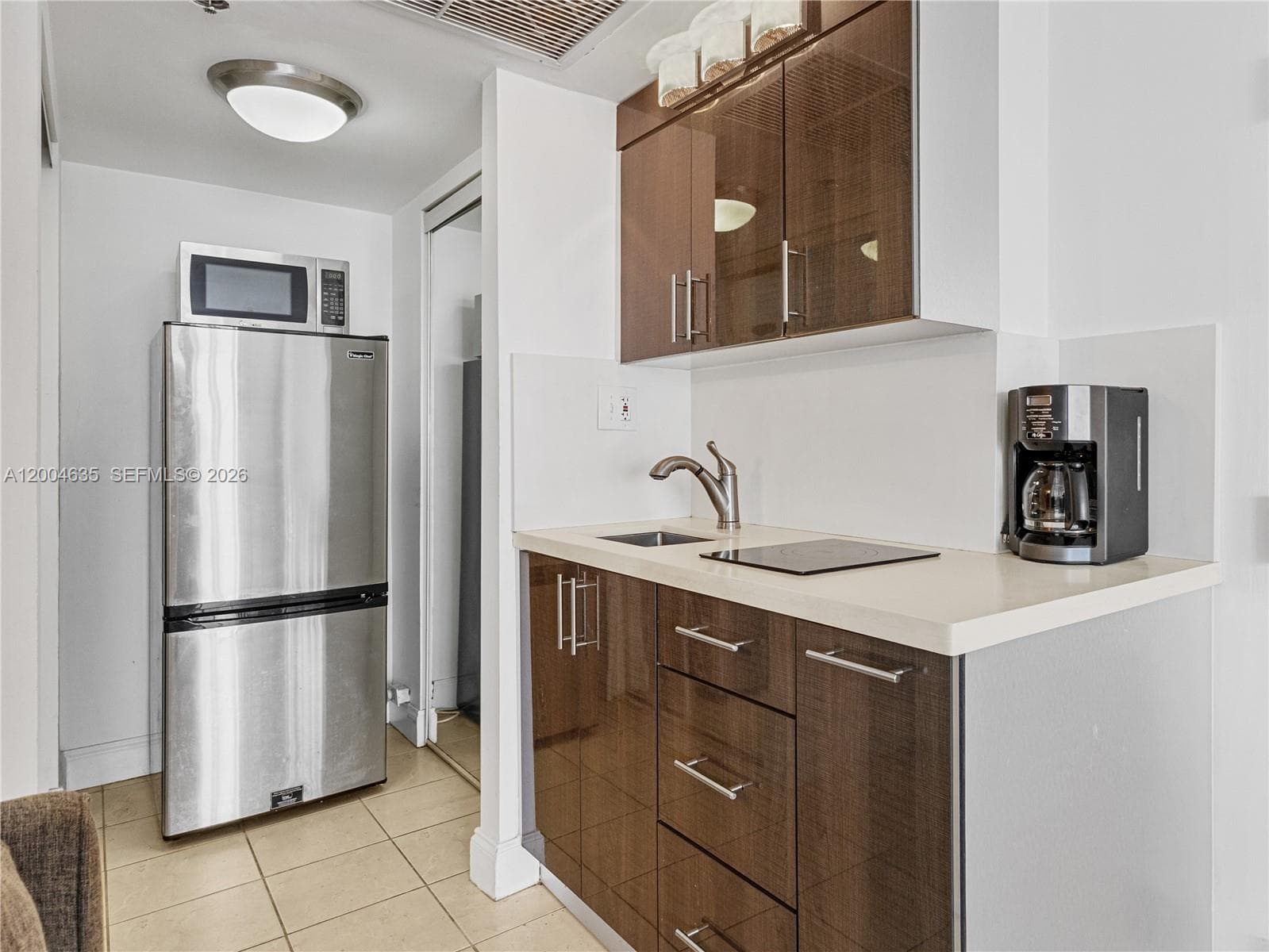 19201 Collins Ave 1109 photo 11