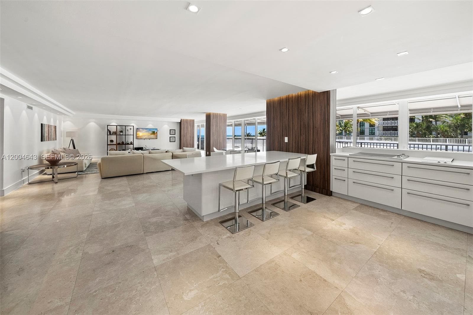 600 Grapetree Dr 3BS photo 17