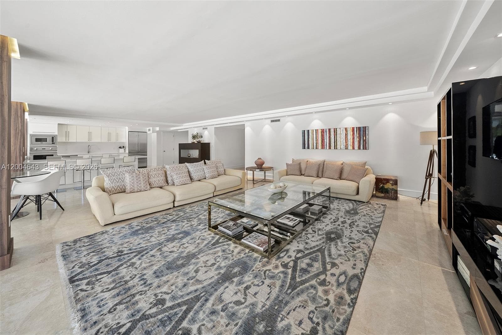 600 Grapetree Dr 3BS photo 7