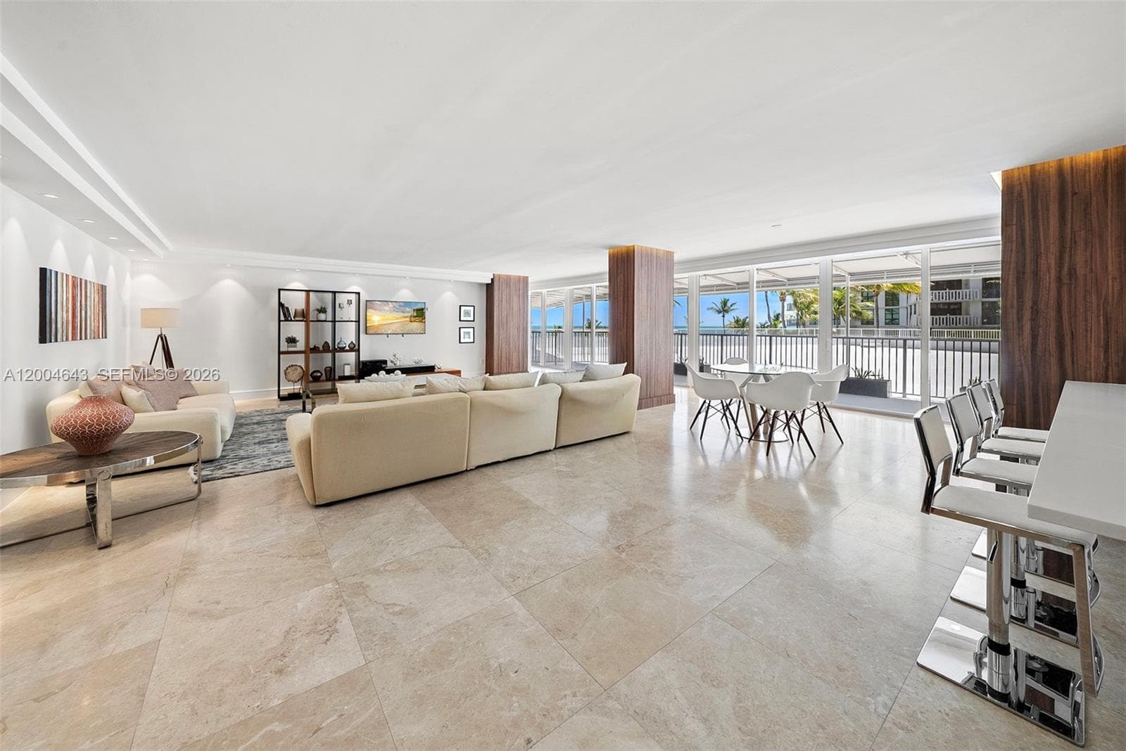 600 Grapetree Dr 3BS photo 3