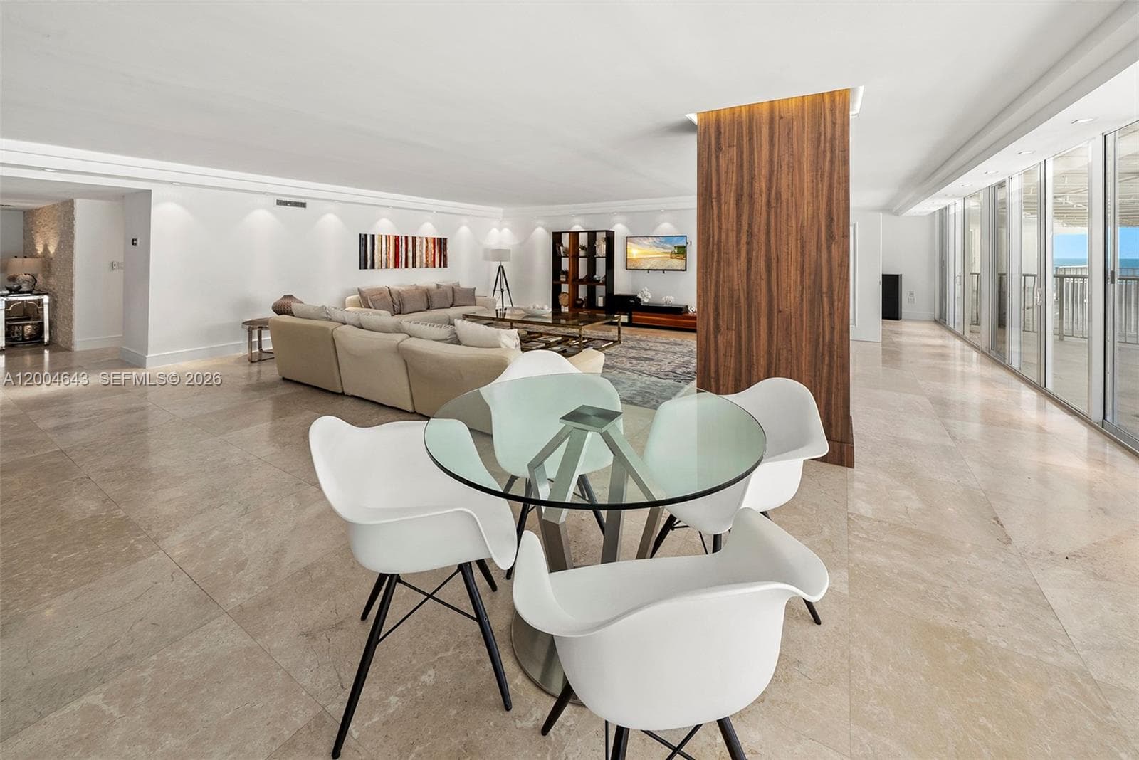 600 Grapetree Dr 3BS photo 11