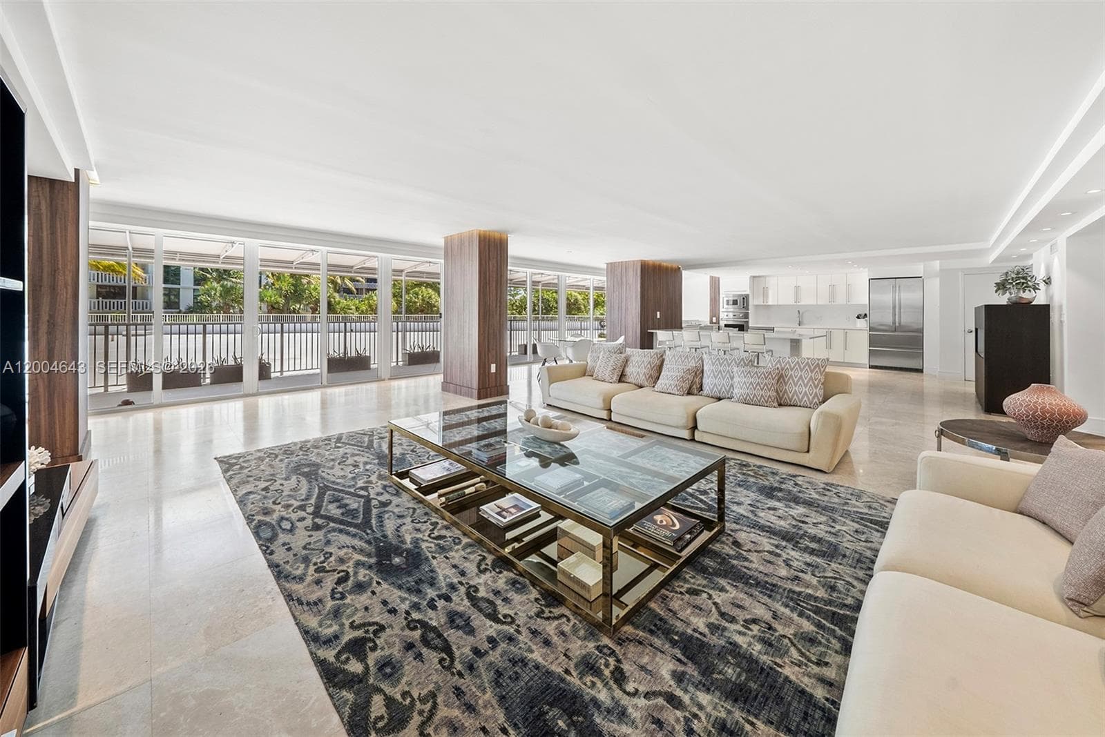 600 Grapetree Dr 3BS photo 8