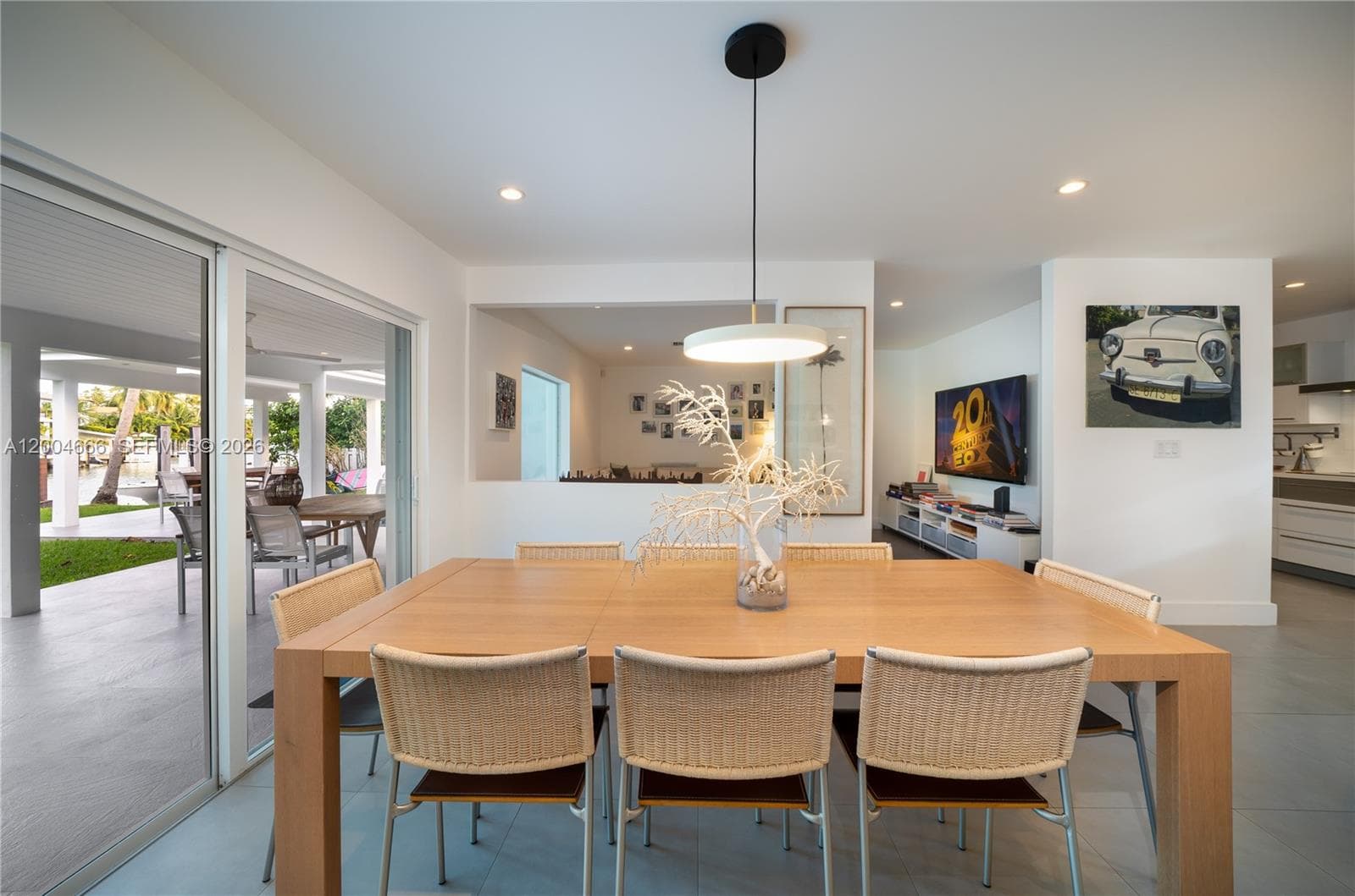 861 Harbor Dr photo 7