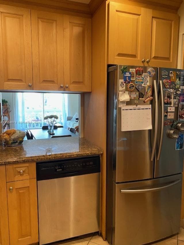 100 Edgewater Dr 102 photo 5