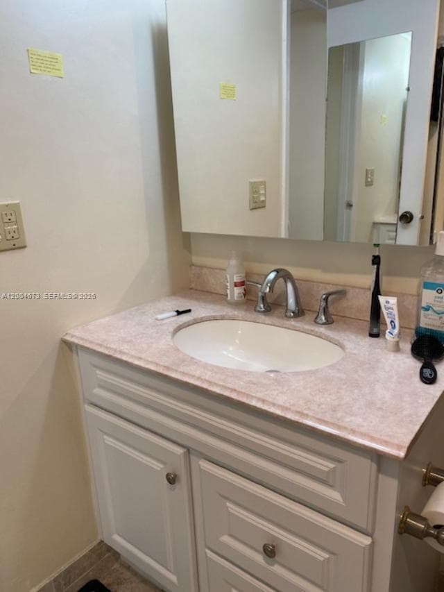 100 Edgewater Dr 102 photo 10