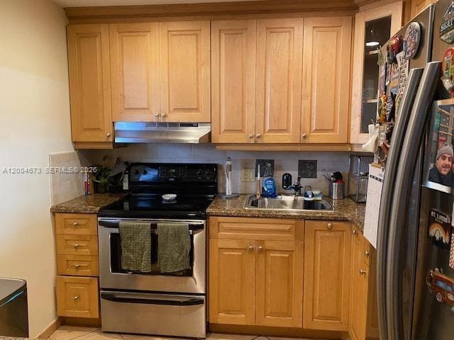 100 Edgewater Dr 102 photo 4