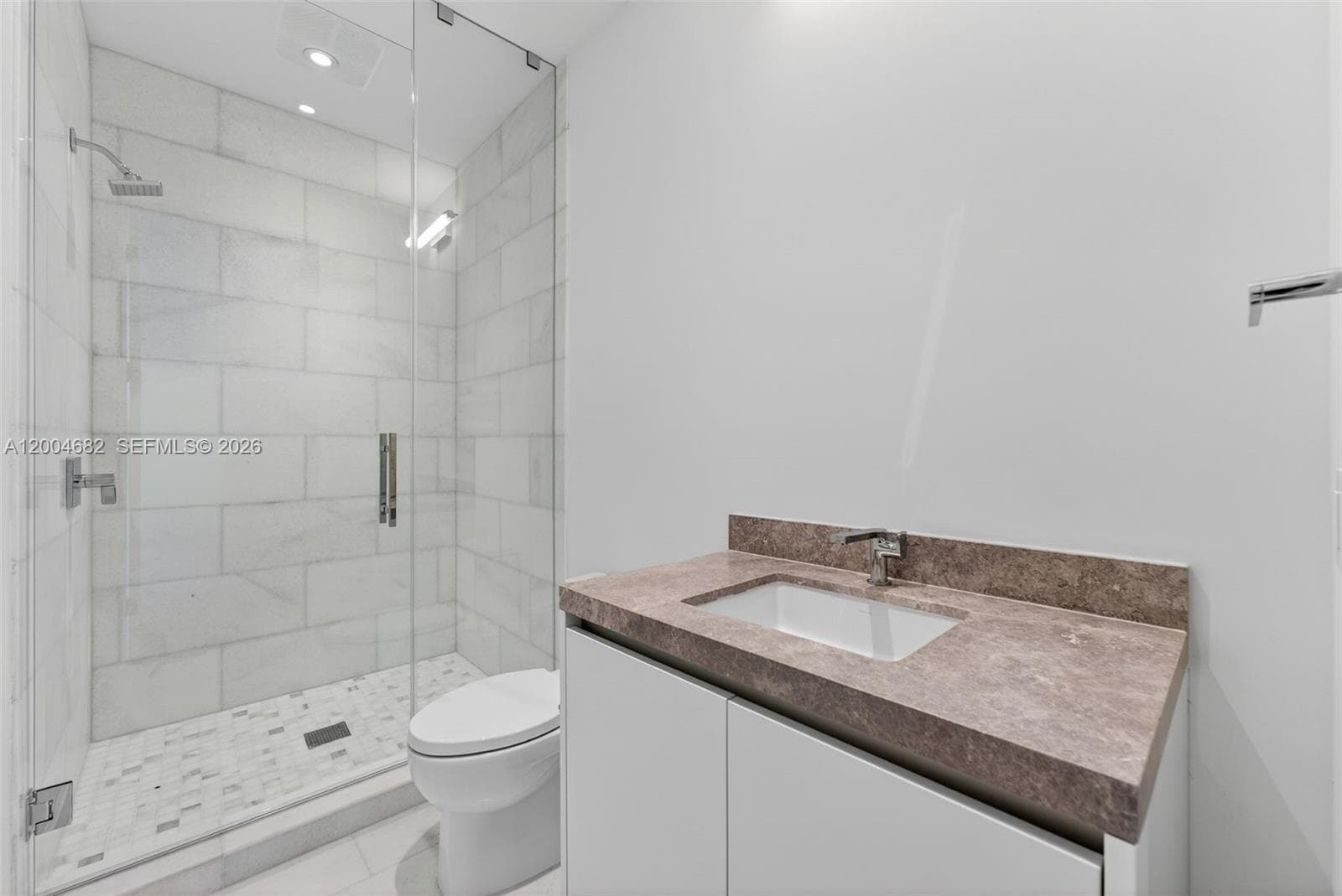 175 25th Rd 1404 photo 20