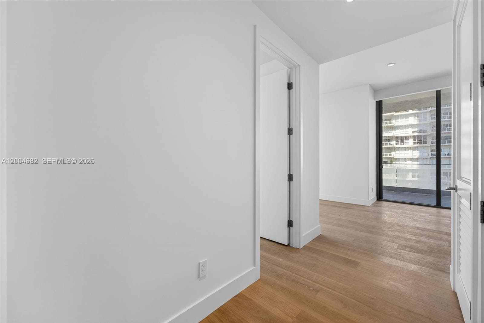 175 25th Rd 1404 photo 21