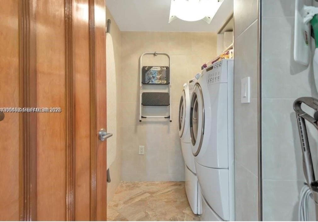 16500 Collins Ave 1551 photo 16