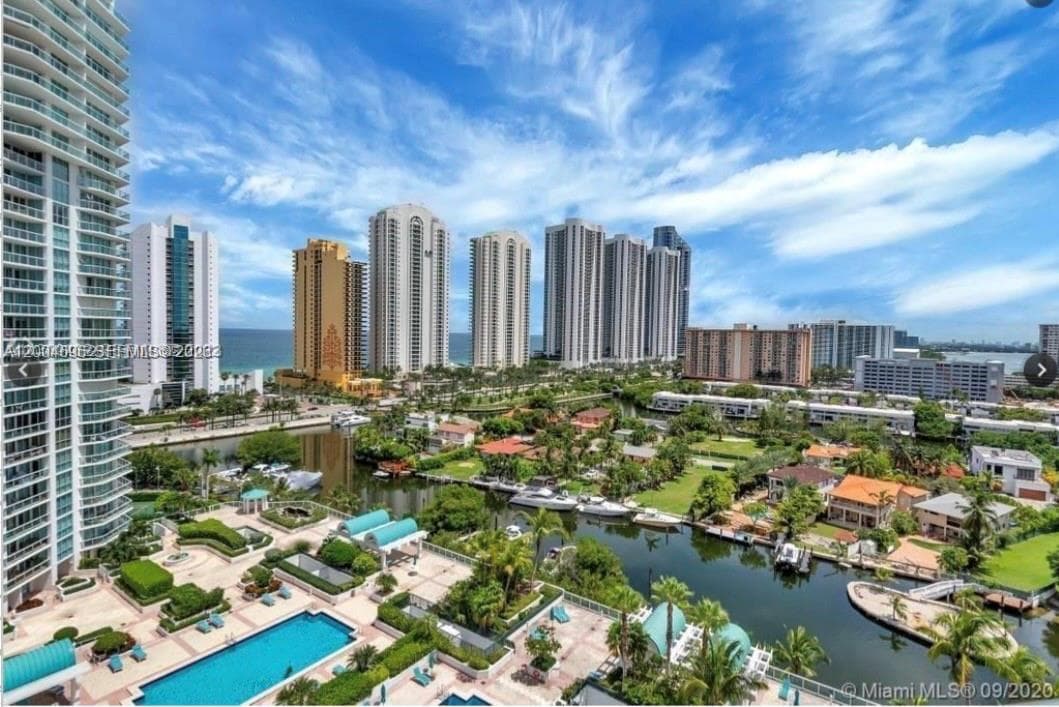 16500 Collins Ave 1551 photo 1